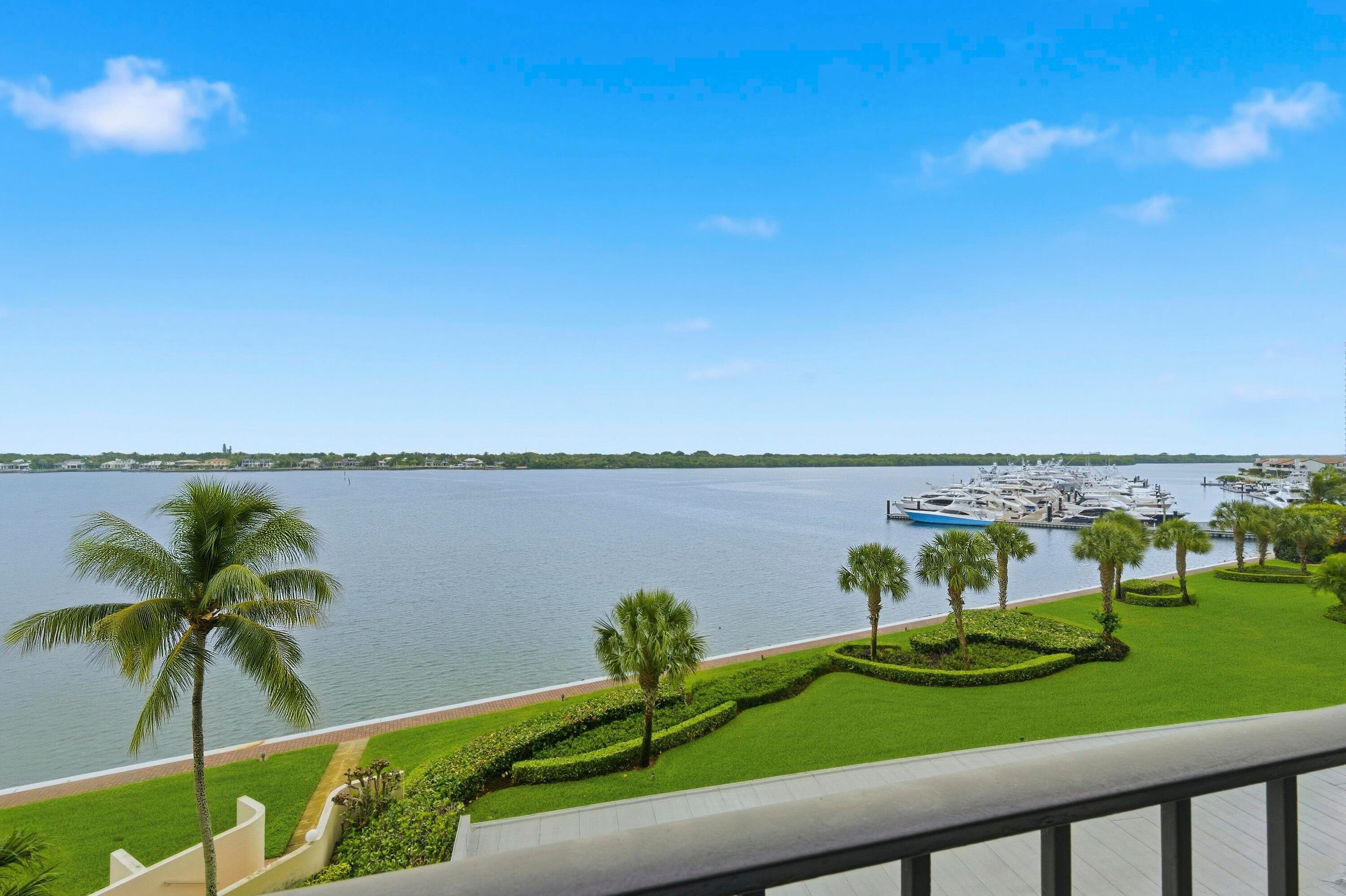 126 Lakeshore Drive 526, North Palm Beach, FL 33408, Unit 526 - Photo 2