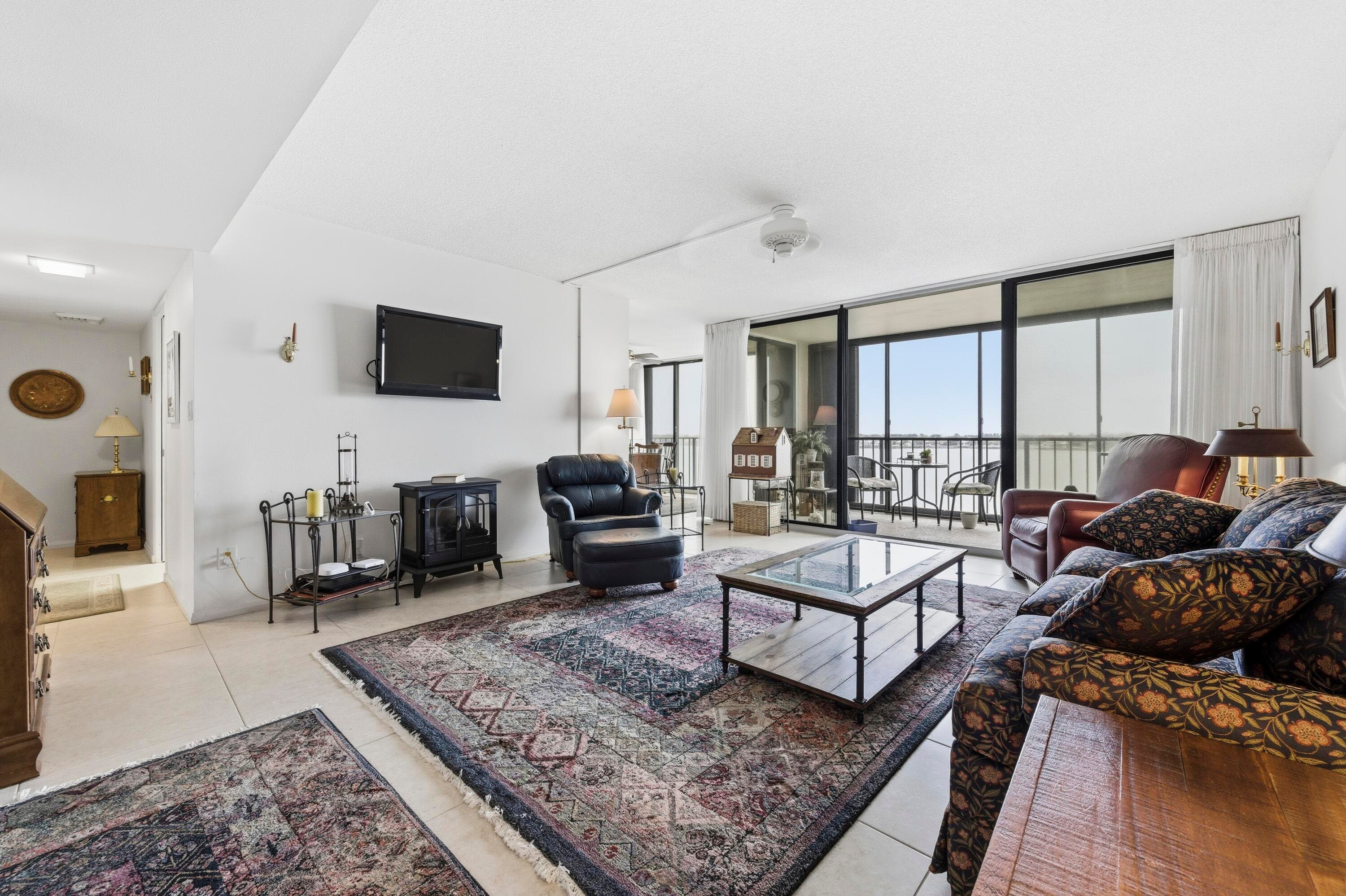 126 Lakeshore Drive 526, North Palm Beach, FL 33408, Unit 526 - Photo 5