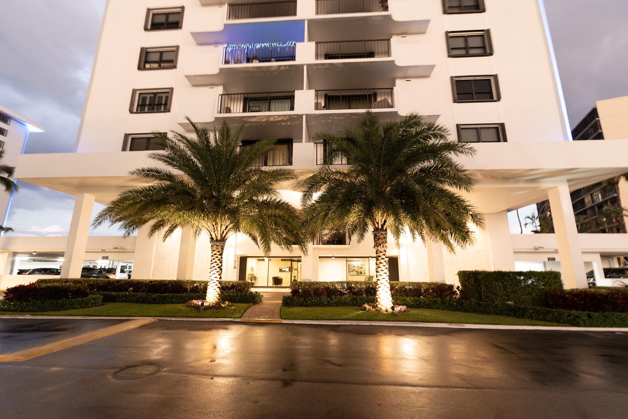 1200 Marine Way 907, North Palm Beach, FL 33408, Unit 907 - Photo 2