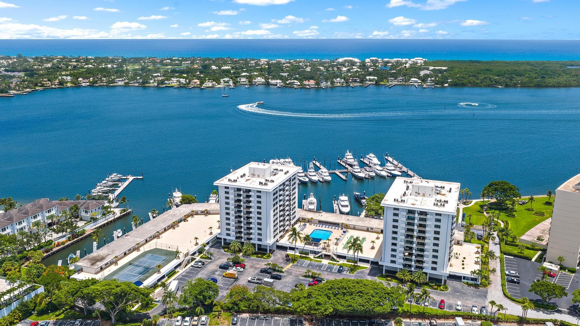 1200 Marine Way 915 (ph7), North Palm Beach, FL 33408, Unit 915 (ph7)