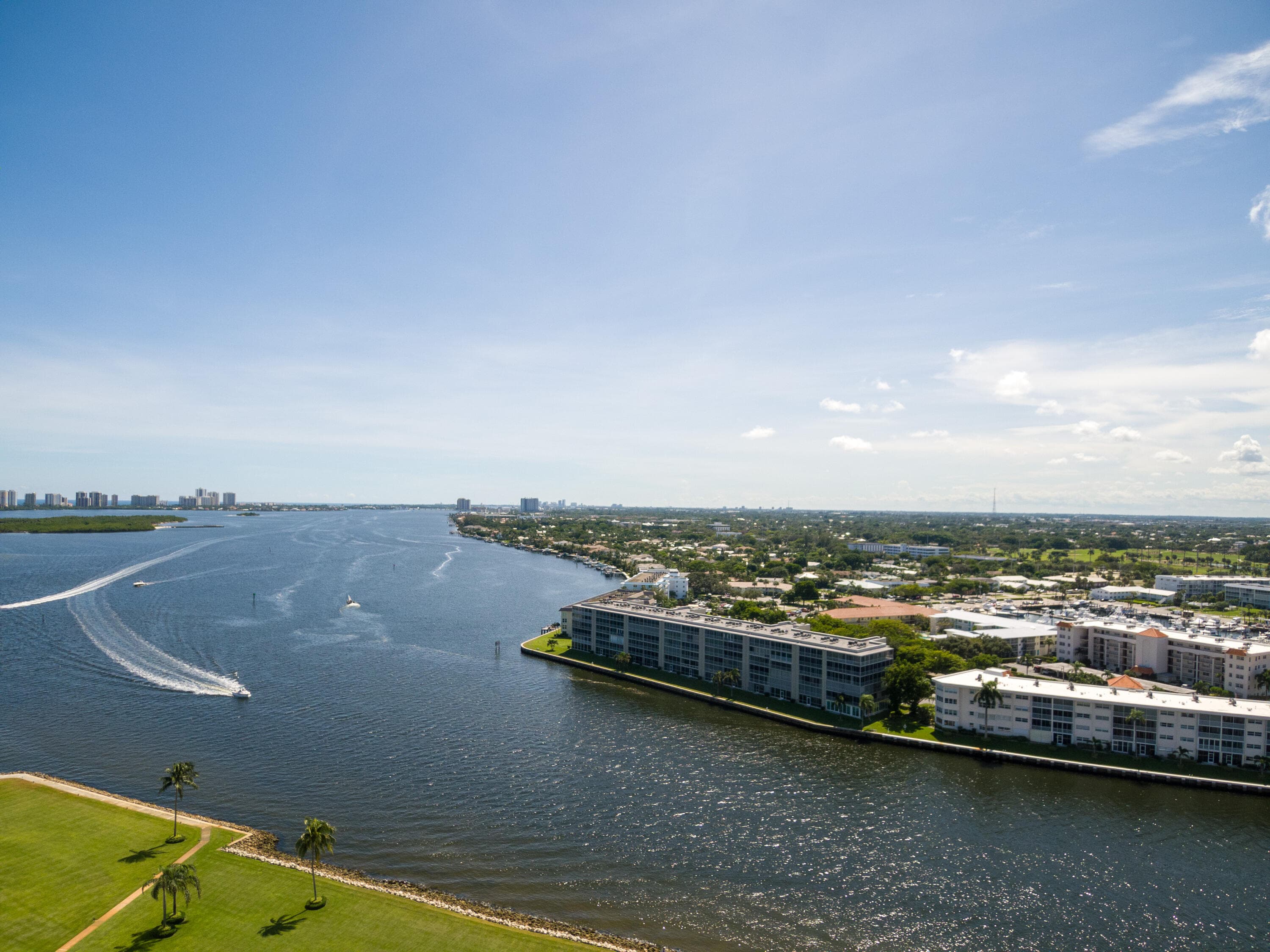 108 Lakeshore Drive 1041, North Palm Beach, FL 33408, Unit 1041 - Photo 3