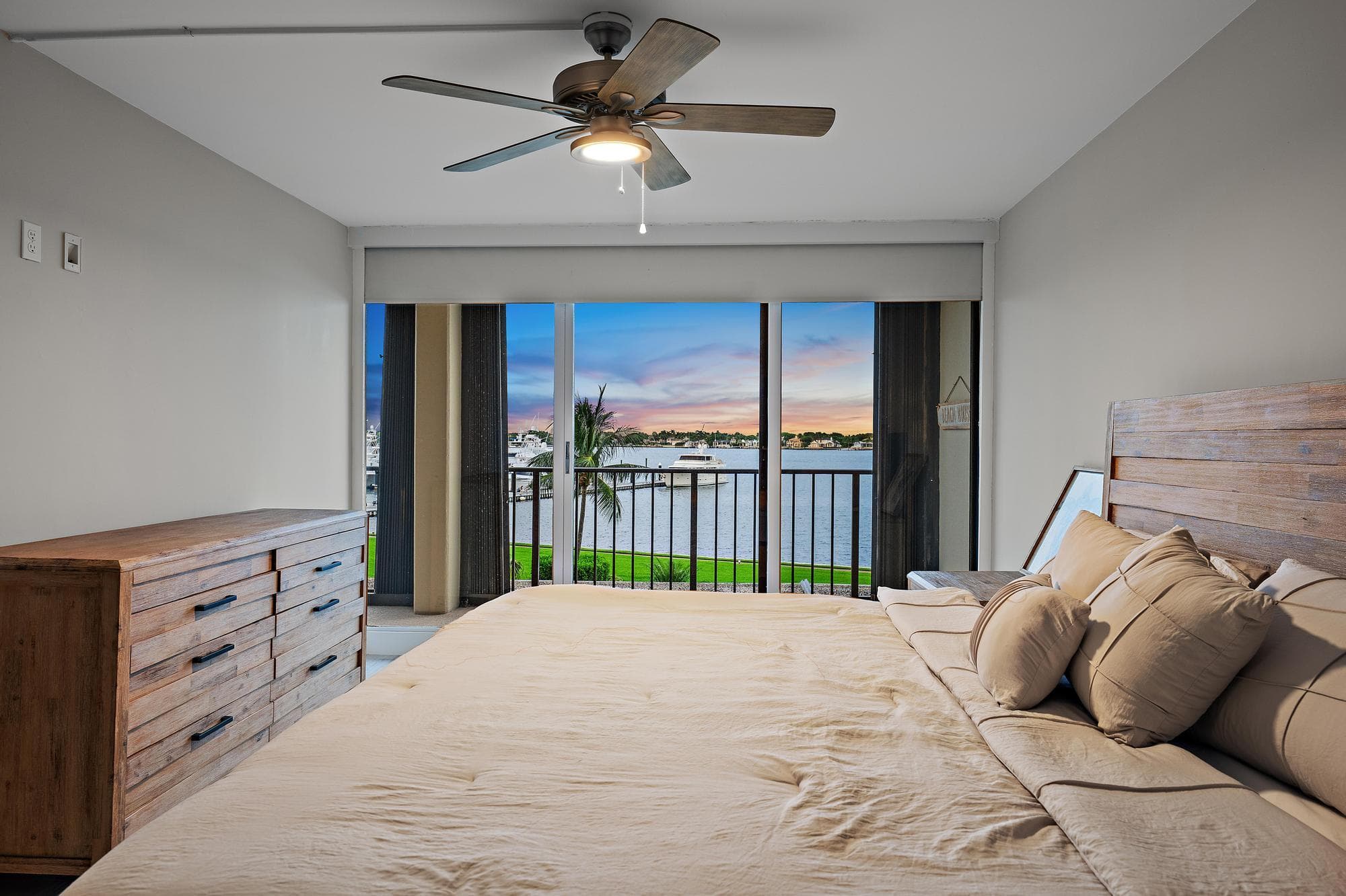 134 LAKESHORE Drive 316, North Palm Beach, FL 33408, Unit 316 - Photo 5
