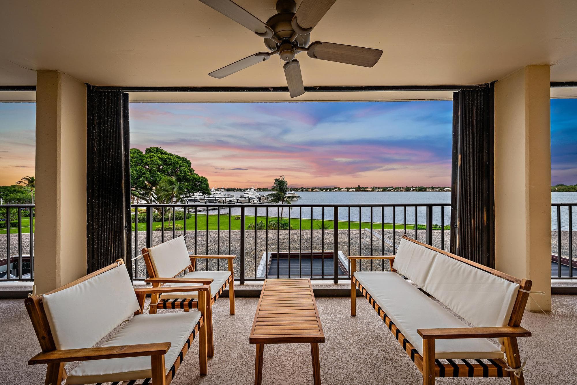 134 LAKESHORE Drive 316, North Palm Beach, FL 33408, Unit 316 - Photo 4