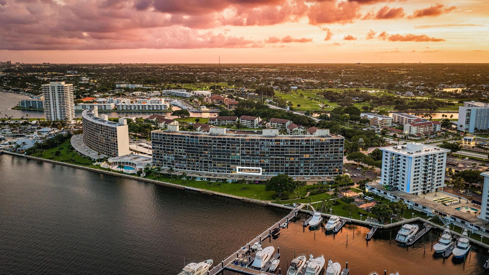 134 LAKESHORE Drive 316, North Palm Beach, FL 33408, Unit 316