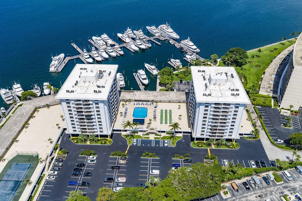 1208 Marine Way G13, North Palm Beach, FL 33408, Unit G13 - Photo 1